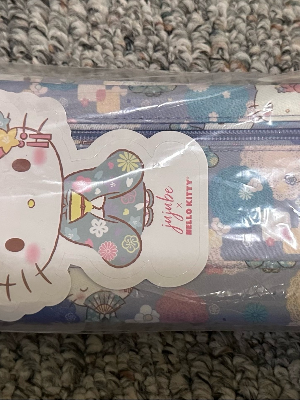Ju-Ju-Be x Hello Kitty Kimono Be Dapper